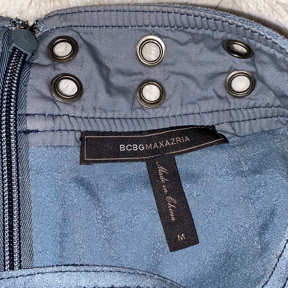 BCBG teal faux suede mini skirt size medium in excellent like new condition - Picture 6 of 12